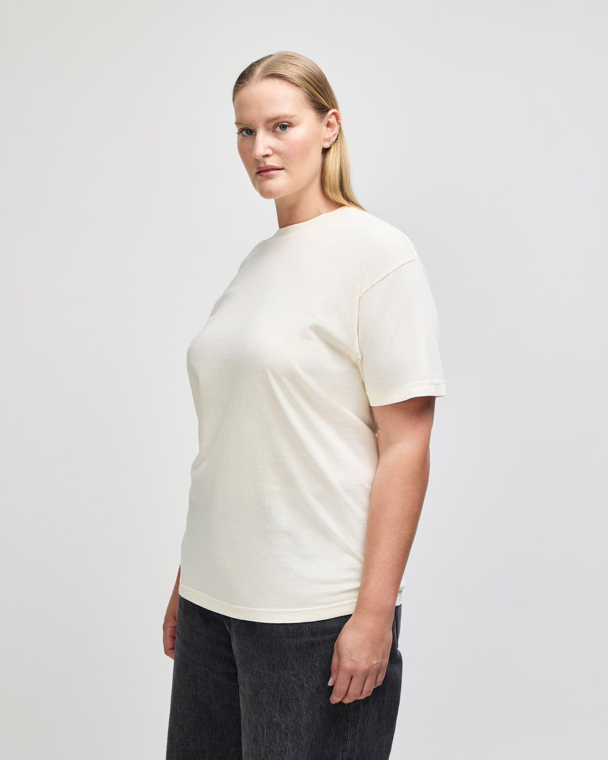 American Apparel Unisex Garment Dyed Heavyweight Cotton T-Shirt - Faded Cream