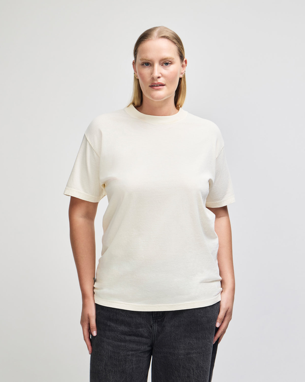 American Apparel Unisex Garment Dyed Heavyweight Cotton T-Shirt - Faded Cream