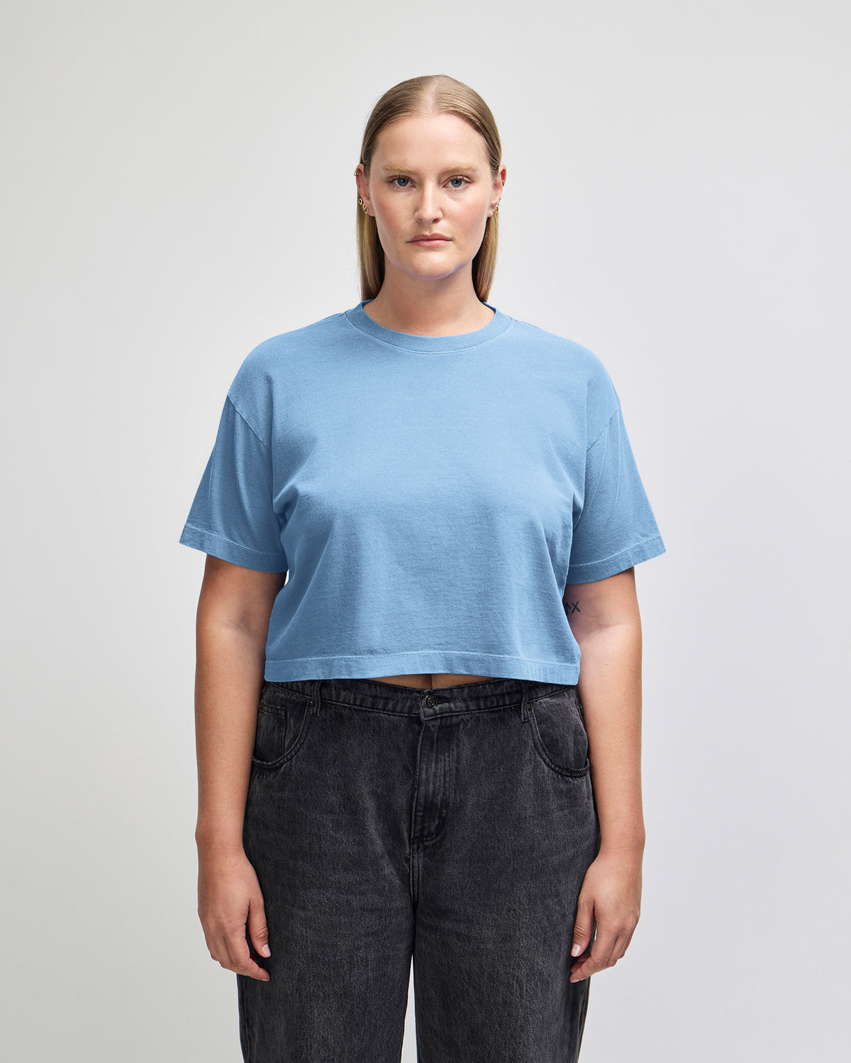 American Apparel Heavyweight Cotton Women's Garment Dyed Crop Boxy T-Shirt - Faded Powder Blue