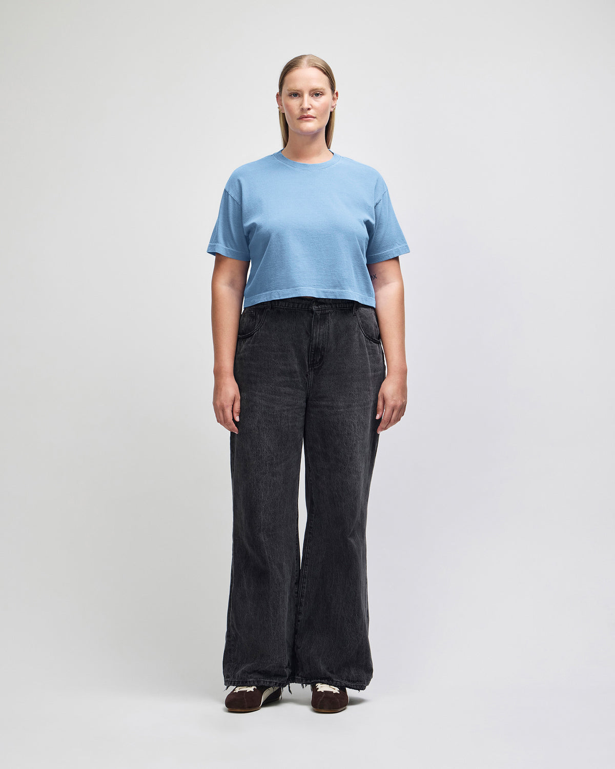 American Apparel Heavyweight Cotton Women's Garment Dyed Crop Boxy T-Shirt - Faded Powder Blue