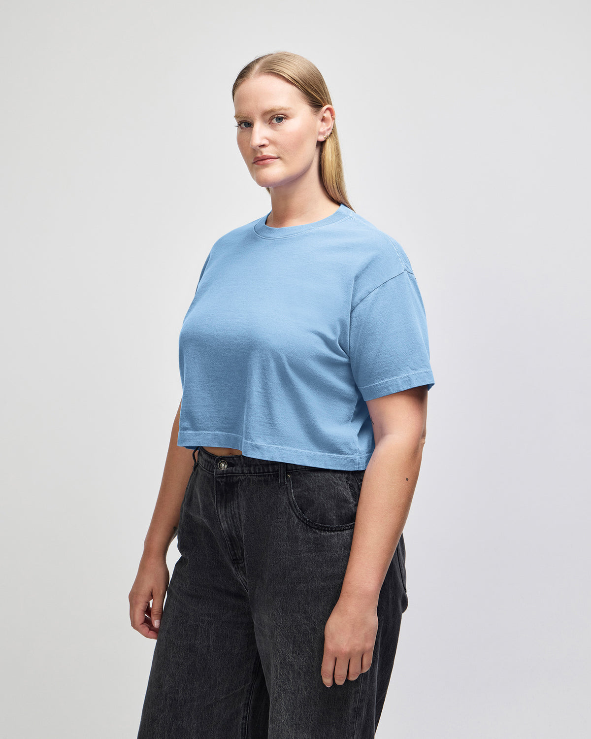American Apparel Heavyweight Cotton Women's Garment Dyed Crop Boxy T-Shirt - Faded Powder Blue