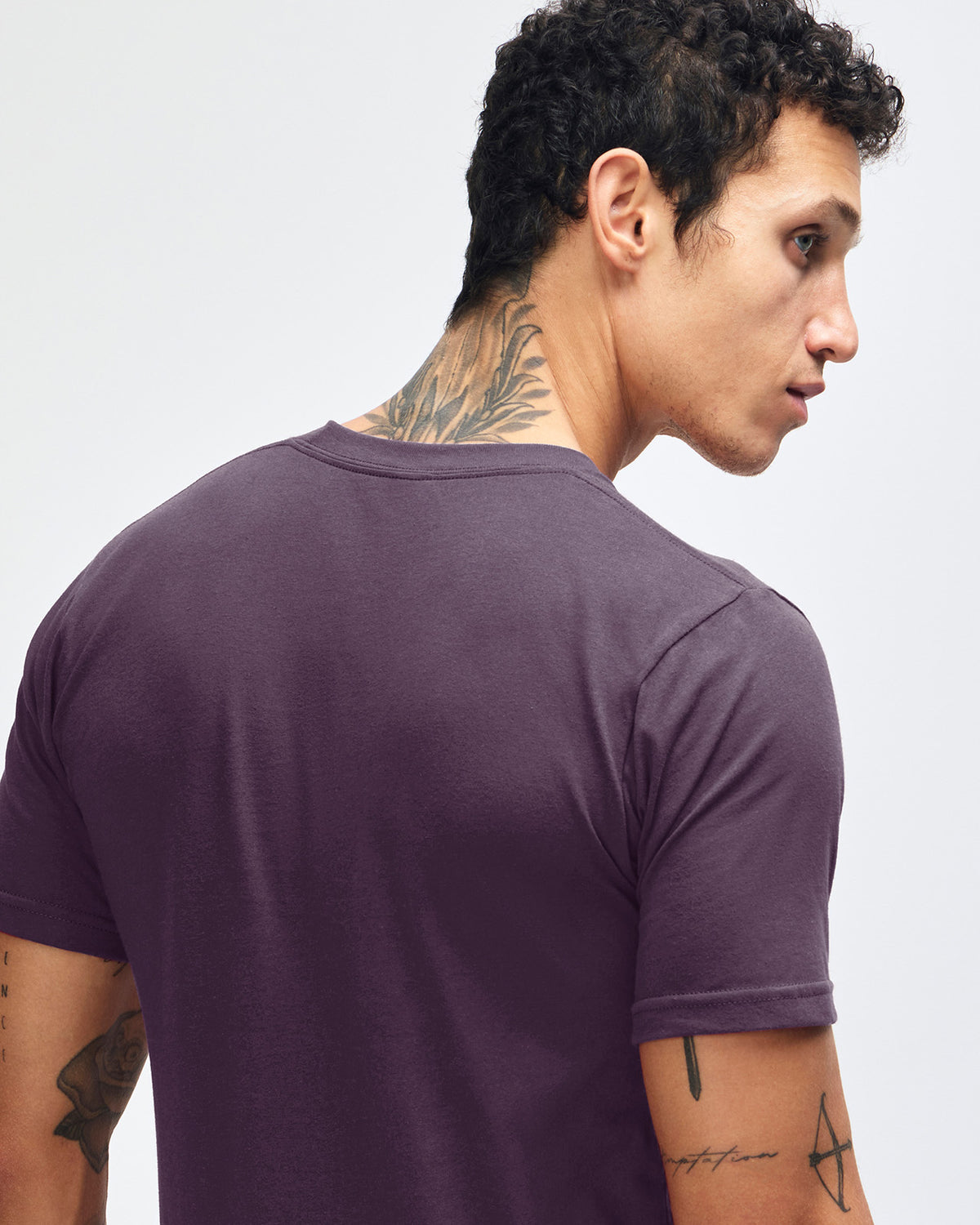 American Apparel Unisex Fine Jersey Short Sleeve T-Shirt - Eggplant