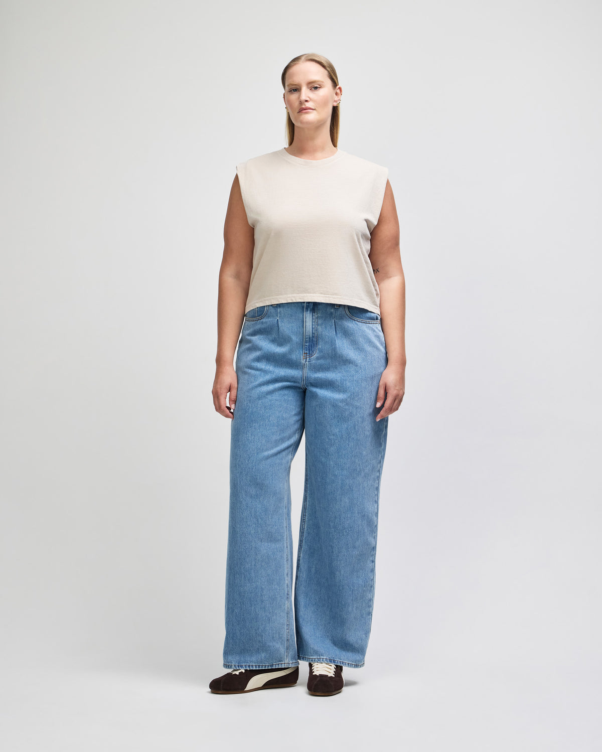 American Apparel Women's Muscle T-shirt