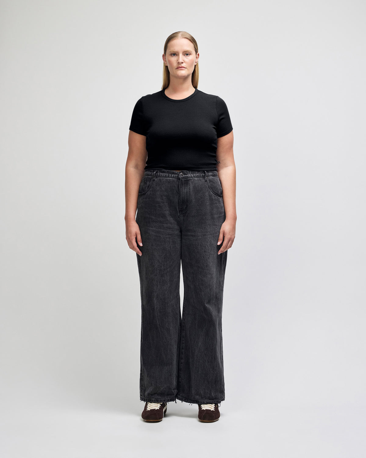 American Apparel Baby Rib Women's Crop Fitted T-Shirt - Black