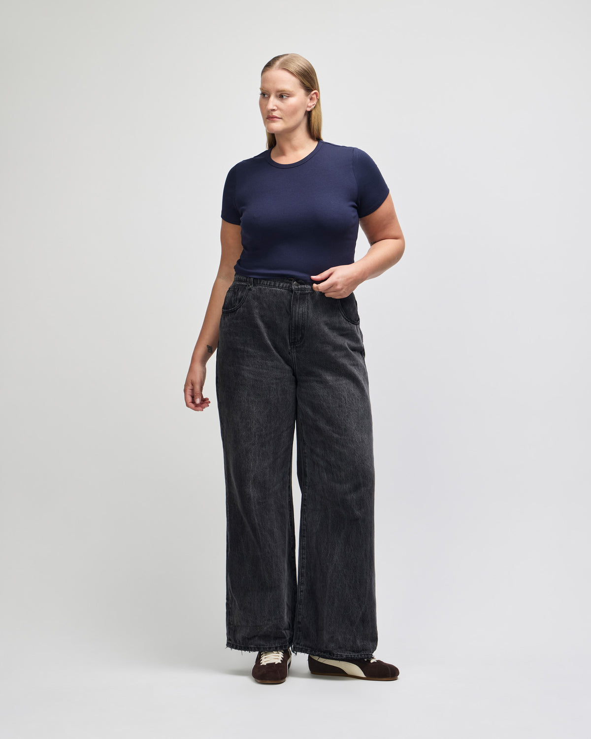 American Apparel Baby Rib Women's Crop Fitted T-Shirt - Navy